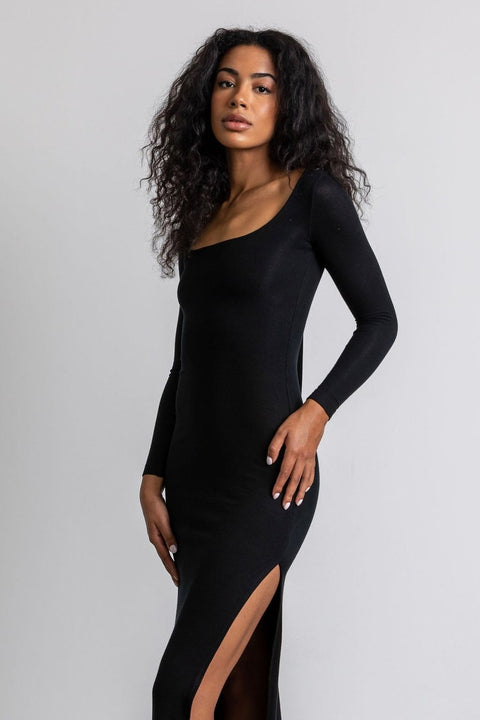 The Mila Dress in Black